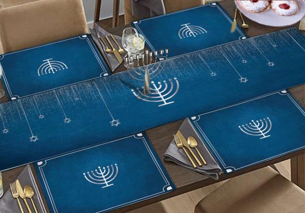סט ראנר ופלייסמנטים רב פעמיים לחנוכה דגם חנוכיה כסף